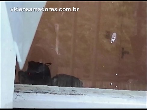 ❤️ Azgın adam kız arkadaşını başka bir adamla izliyor, çifti rahatsız etmeden sikiş videosu çekiyor ☑ Sürtükler bizde